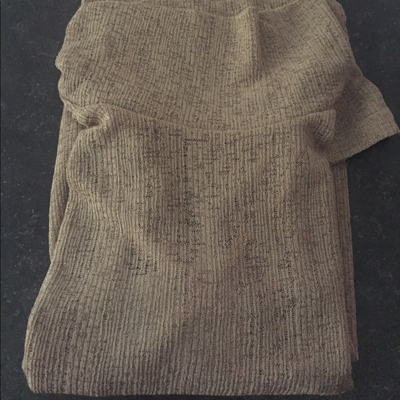 Gorgeous Bell-Sleeve Lace-Up Top - Picture 8 of 8