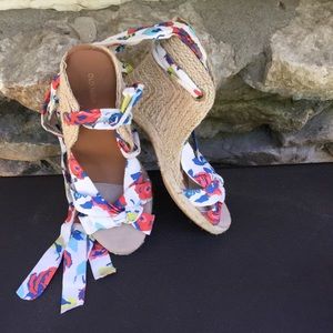 Floral Wedge espadrilles