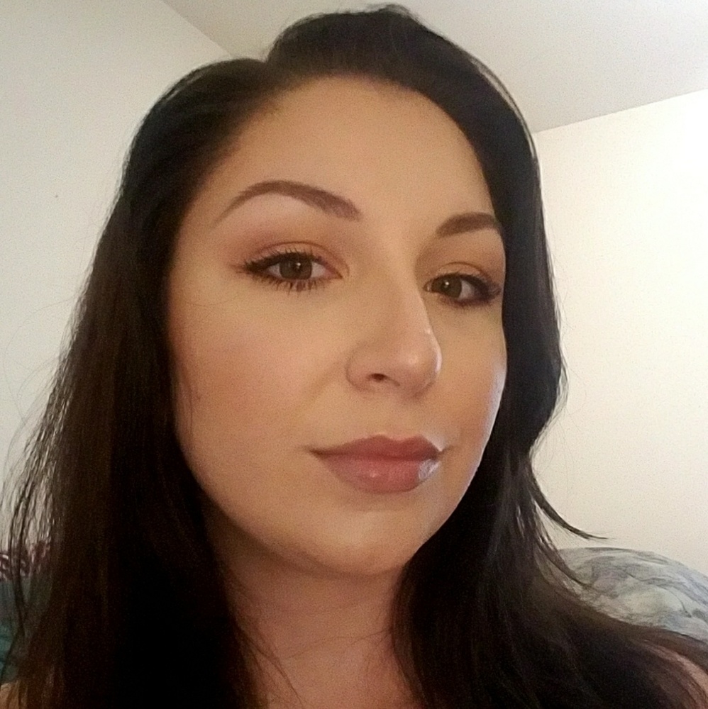 Meet your Posher, Rebekah