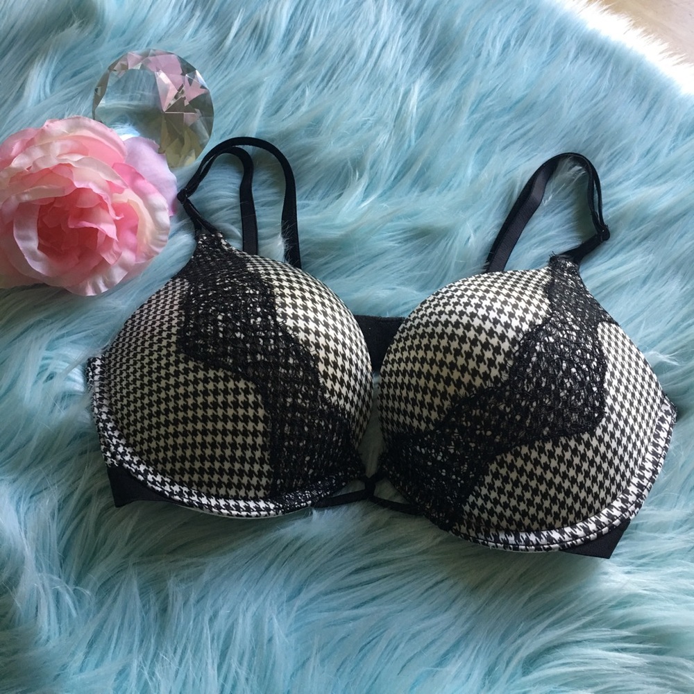 Victoria's Secret bombshell bra NWOT