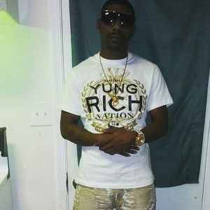 Meet your Posher, Jonathan