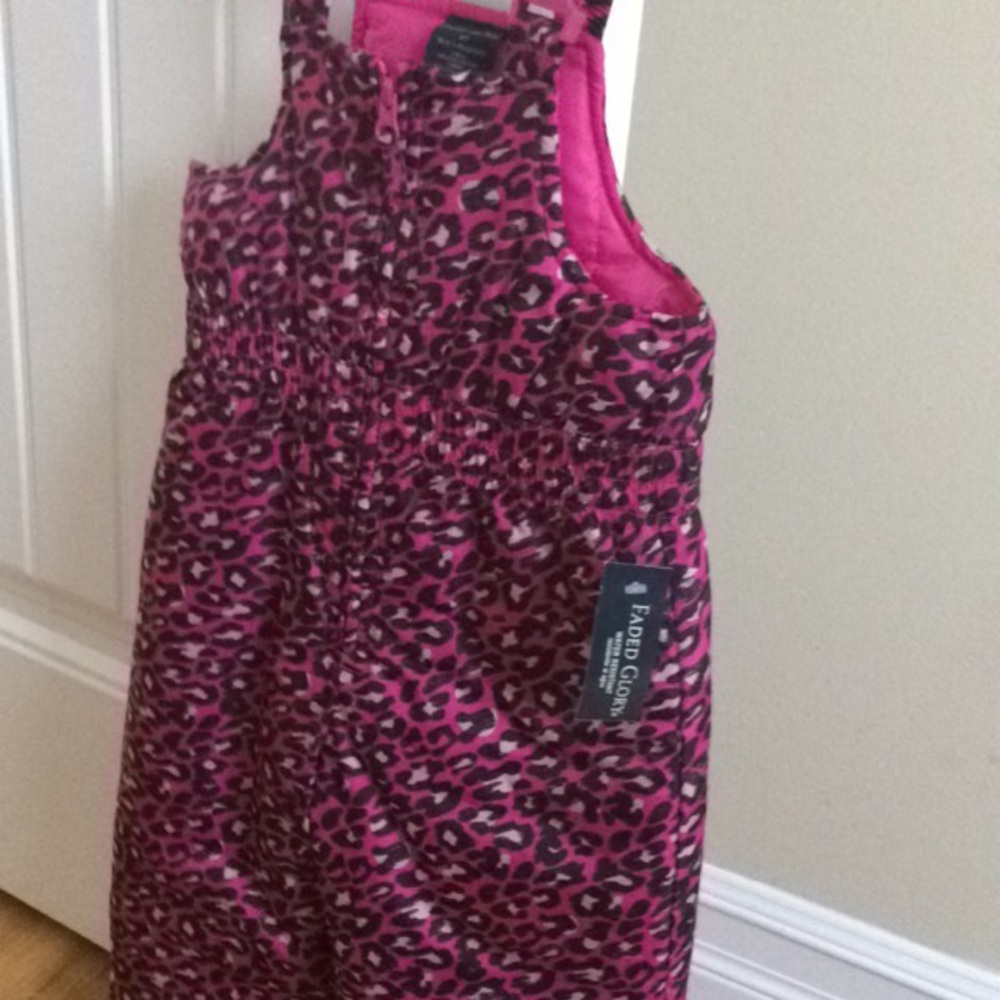 NWT snow pants