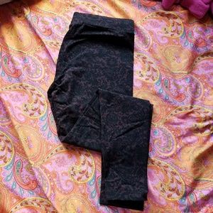 Baroque style leggings