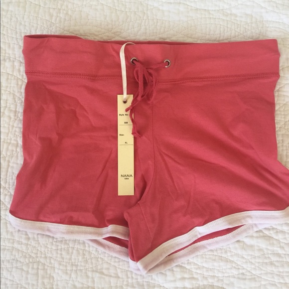 "LOVE" shorts - Picture 2 of 3