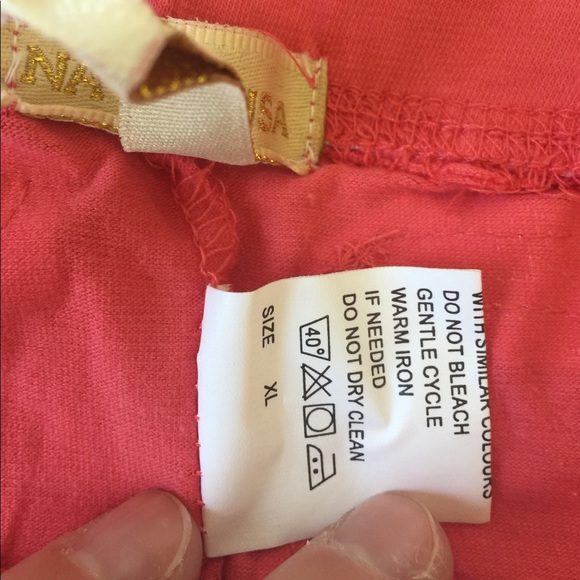 "LOVE" shorts - Picture 3 of 3