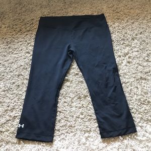 Under Armour crop leggings