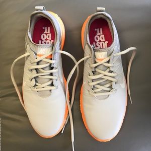 Nike Women's TRAINING Sneakers