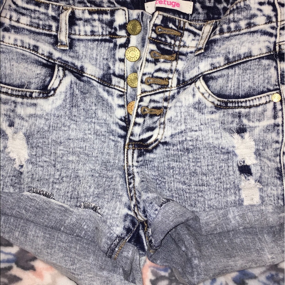 Refuge size 0 high waisted shorts