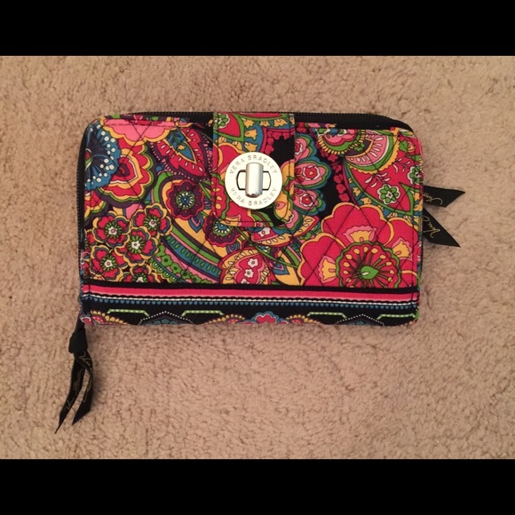 Vera Bradley Handbags - Vera Bradley Symphony in Hue turn lock wallet