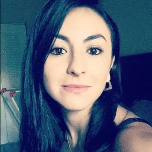 Meet your Posher, Cindy