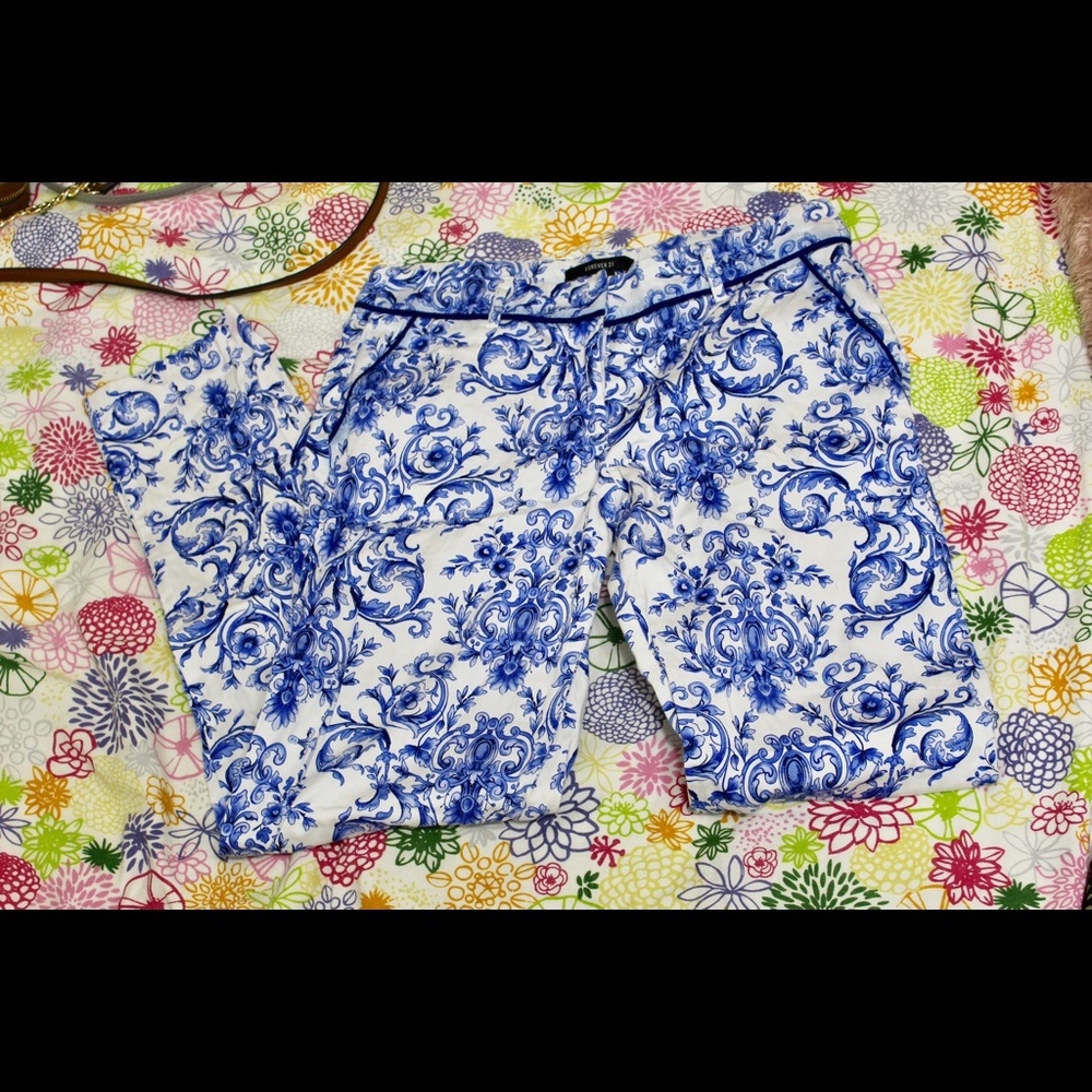Forever 21 floral pattern dress pants