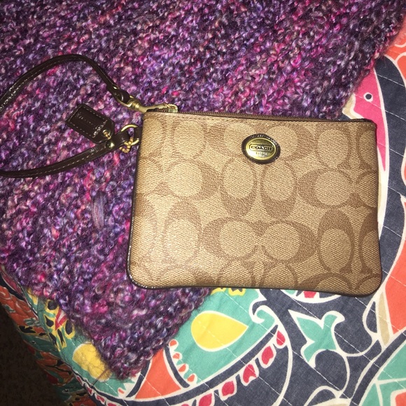 Small coach wallet - Picture 1 of 2