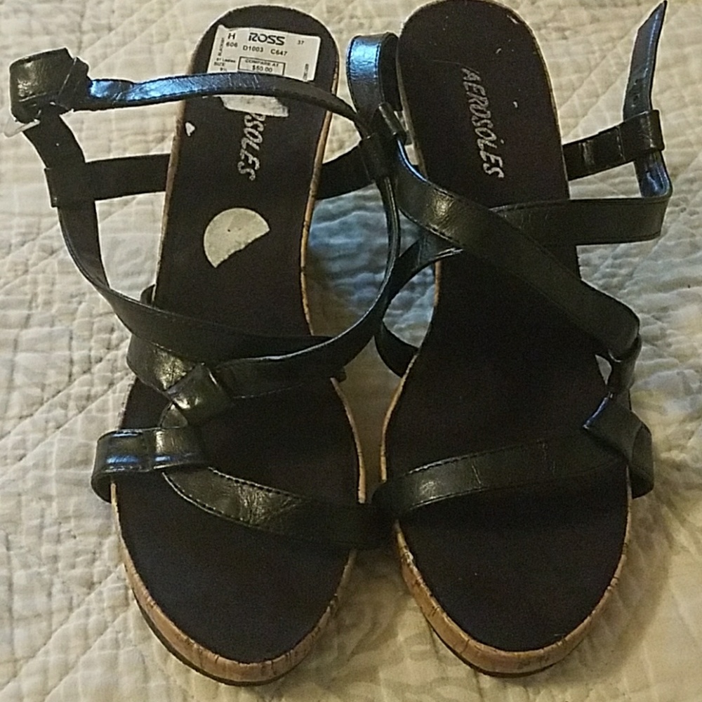Black cork wedges