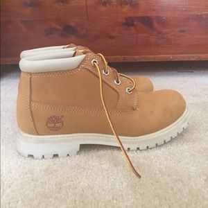 Timberland Women's Nellie Chukka Boots