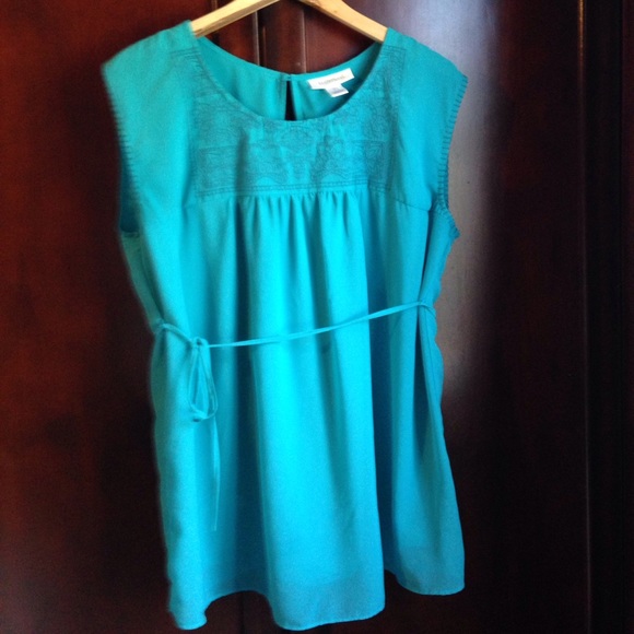 Sleeveless "Motherhood" Maternity Blouse - Picture 2 of 4