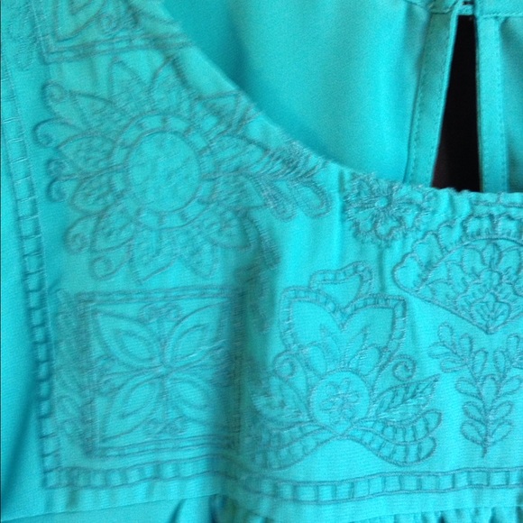 Sleeveless "Motherhood" Maternity Blouse - Picture 4 of 4