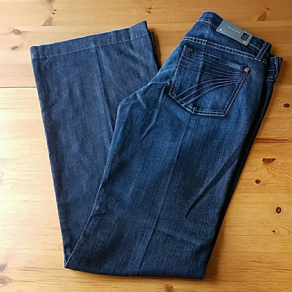 7 for All Mankind Dojo Jeans Size 30 NWT
