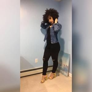 Meet your Posher, Mellany