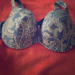 Cacique bra 42D