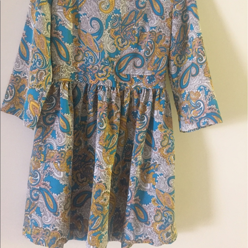 Super cute paisley dress.