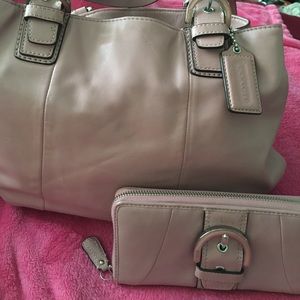 Coach pink Leather purse and wallet