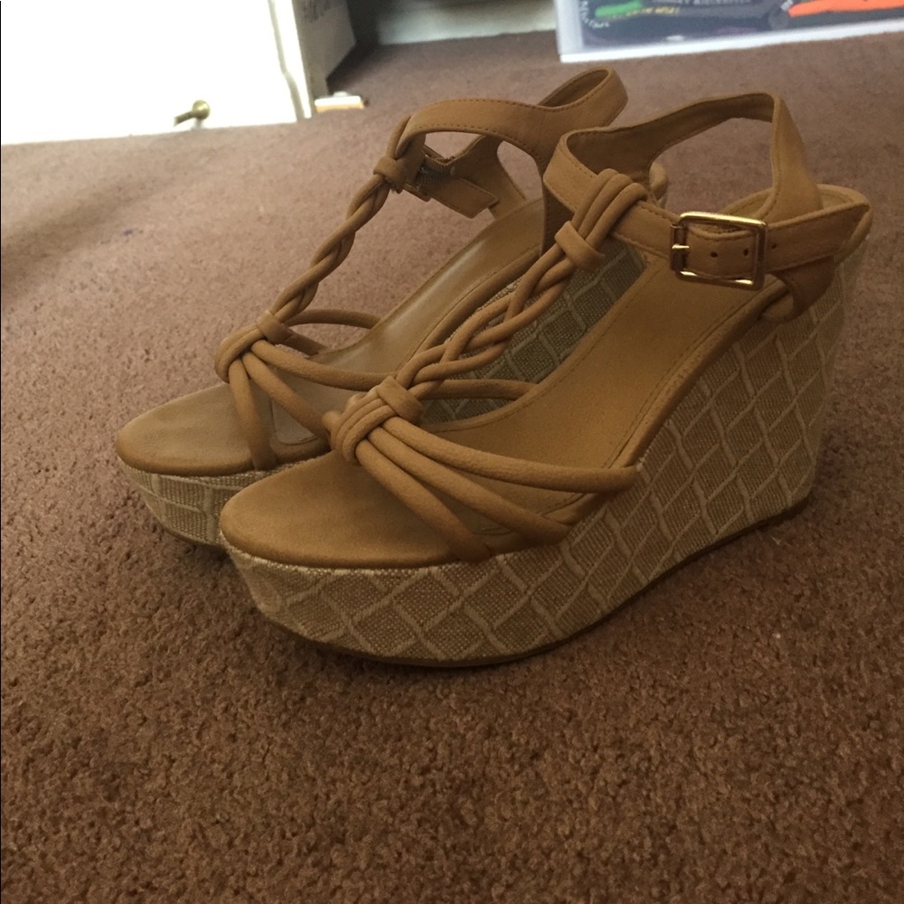 Fergie wedges