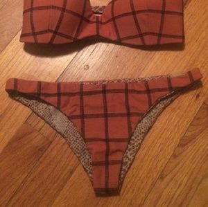 Acacia Bottom size L