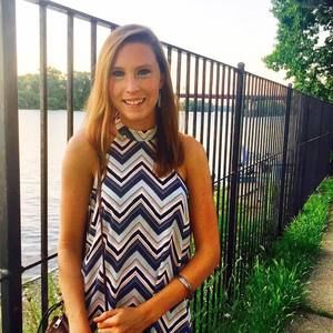 Meet your Posher, Caroline