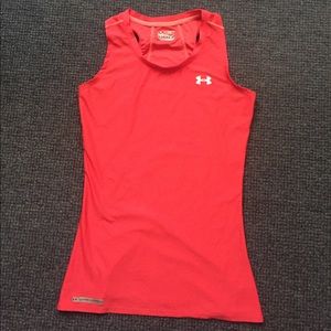 Women's XS fitted under armour running tank
