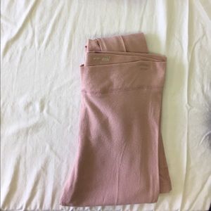 Light pink leggings
