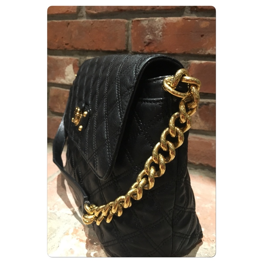 Marc Jacobs Italy Black Quilted Gold Chain Shoulder C… - Gem