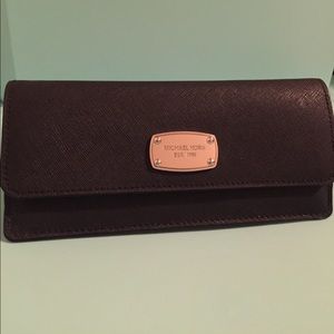 Michael Kors Jet Set Travel Slim Saffiano Wallet