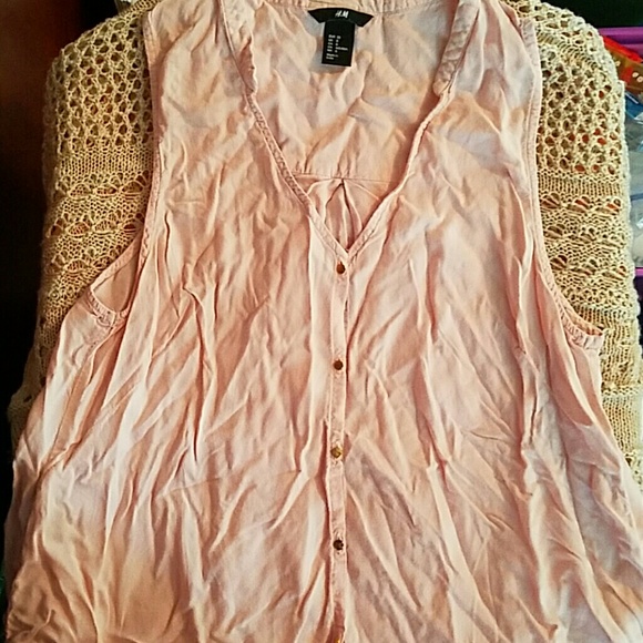 Light pink dressy tank top! - Picture 1 of 2