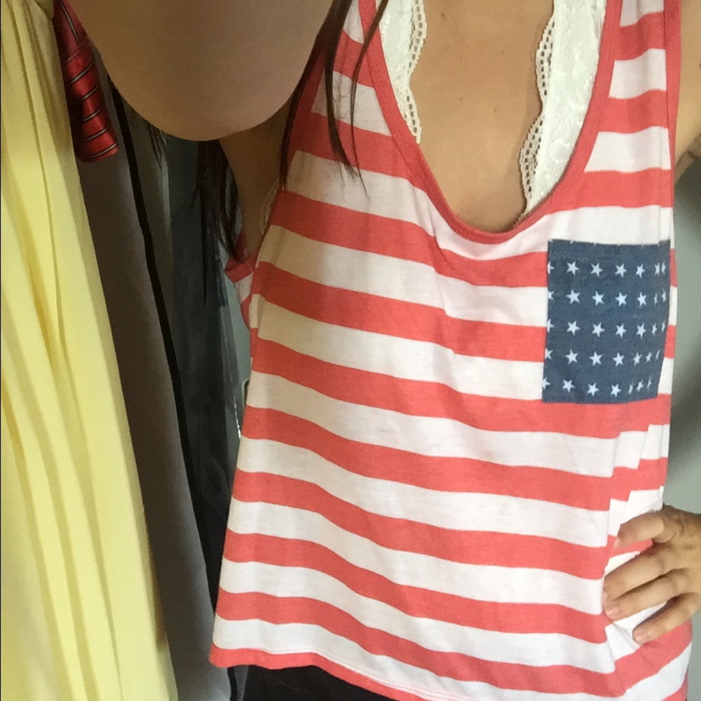 Flag tank