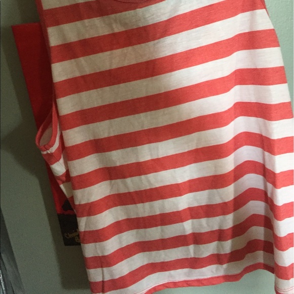 Flag tank - Picture 3 of 3