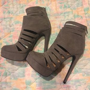 JustFab Gray Bootie