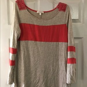 Cute long sleeved shirt