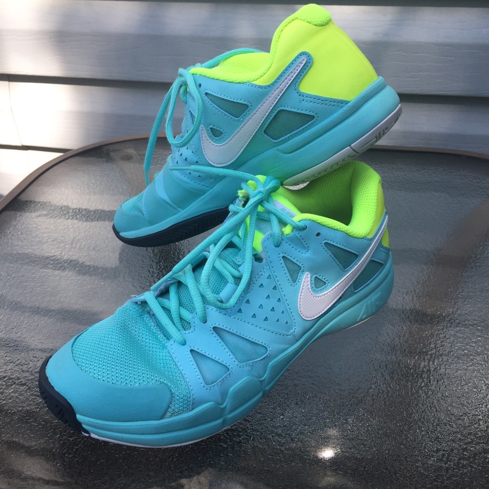 Nike Athletic shoes size 9.