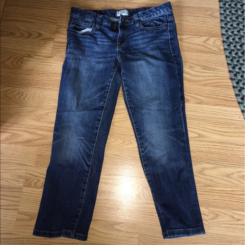 Aeropostale capris barely worn