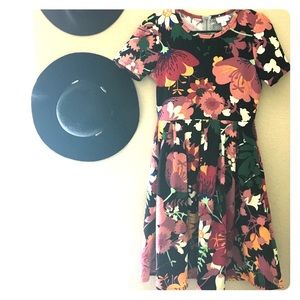 Lularoe Amelia dress
