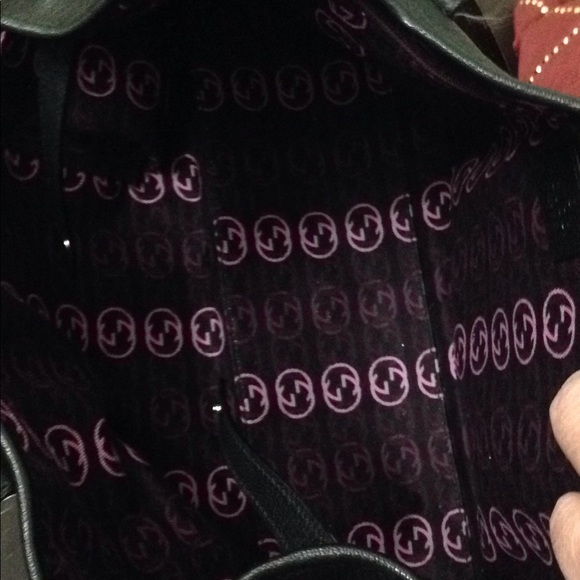 Back to school! Authentic Gucci bag! - Picture 7 of 8