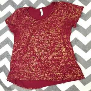 LuLaRoe Red Gold Burn Out Irma Tee Shirt Sz Large