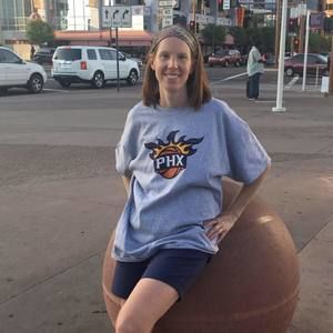 Meet your Posher, Elizabeth