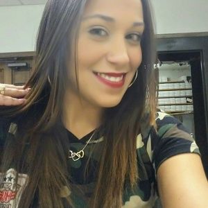 Meet your Posher, Liz