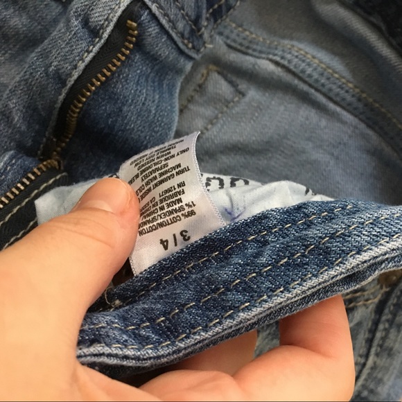 Aeropostale Capris - Picture 2 of 4