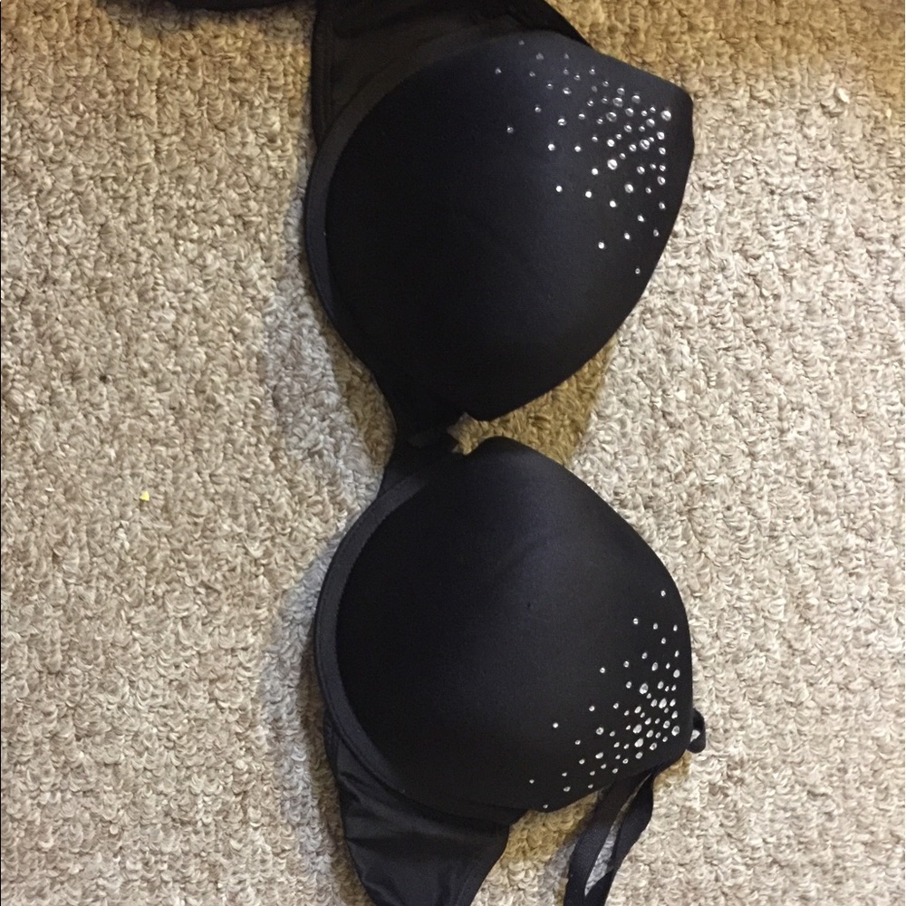 Bombshell push-up black Bra!