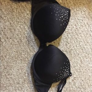 Bombshell push-up black Bra!