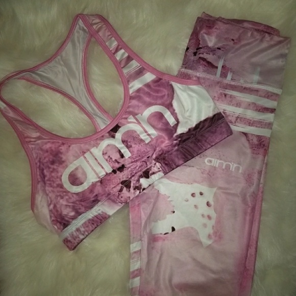 Last Large🔥ROSÉ Fitness Lover Work Out Set - Picture 4 of 4