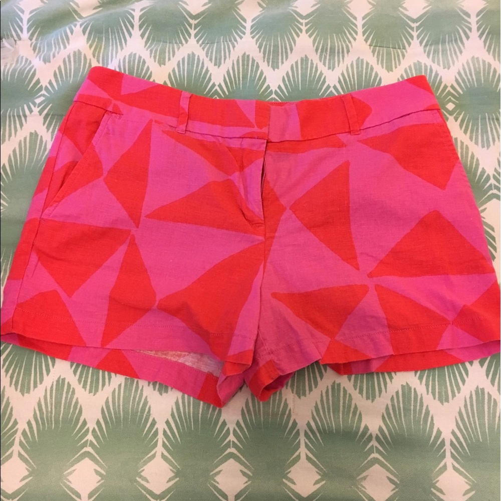 Geometric pattern shorts!