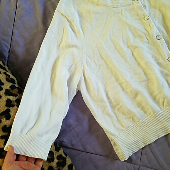 White cardigan - Picture 2 of 3